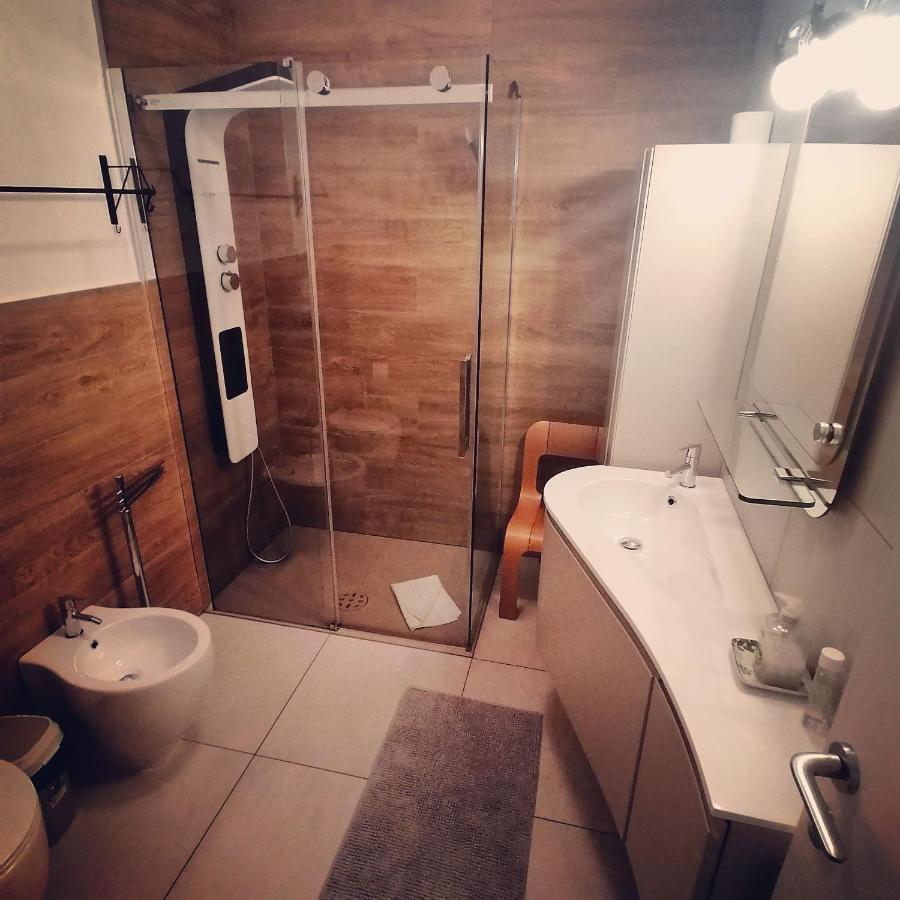 Bellavista Eremitaggio Apartment Torri Del Benaco Ngoại thất bức ảnh