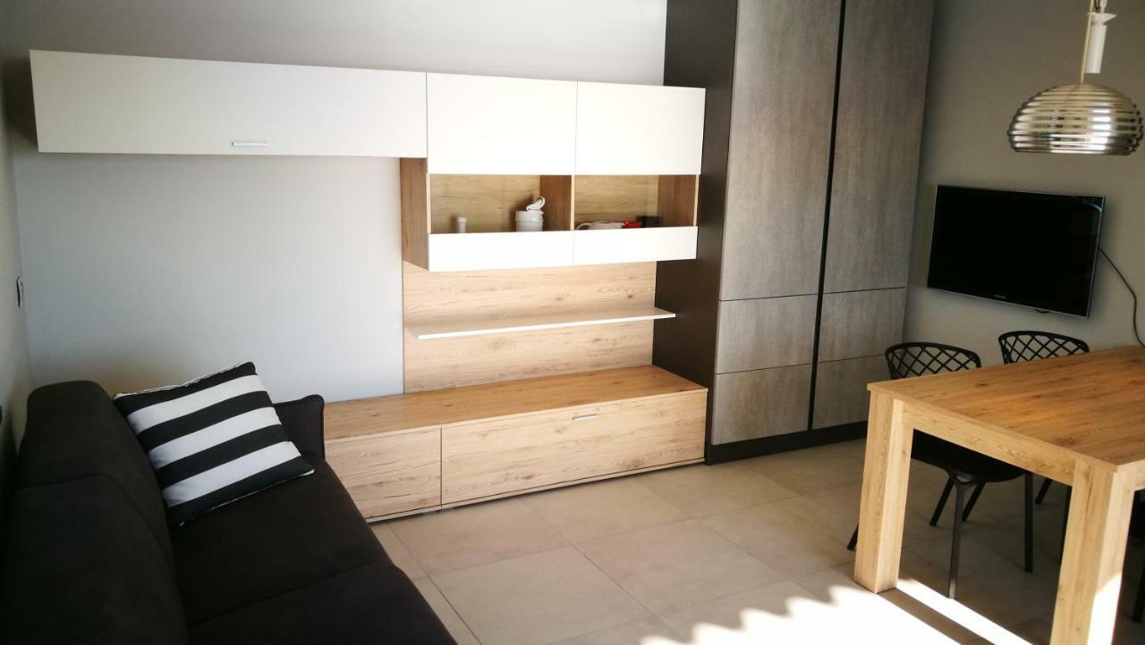 Bellavista Eremitaggio Apartment Torri Del Benaco Ngoại thất bức ảnh