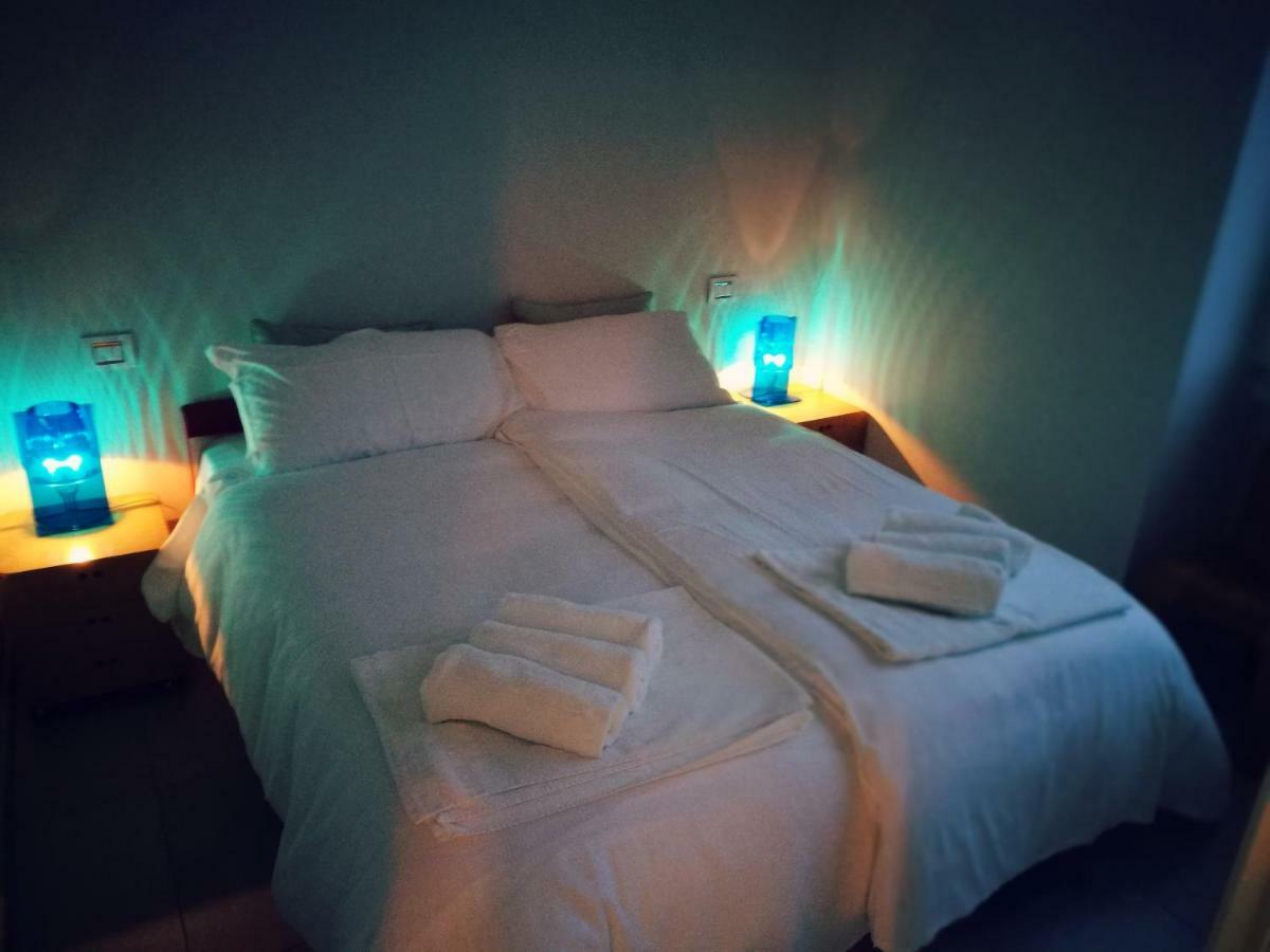 Bellavista Eremitaggio Apartment Torri Del Benaco Ngoại thất bức ảnh